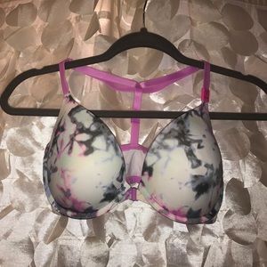 Victoria secret 32DD push up bra
